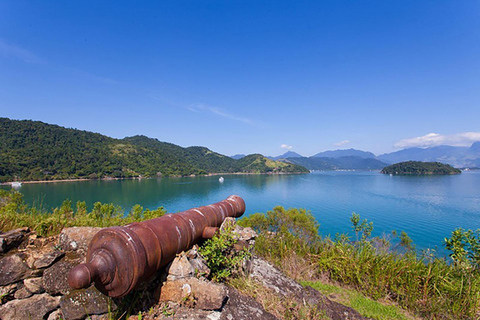 CITY TOUR IN PARATY: Architecture & Beaches in Private