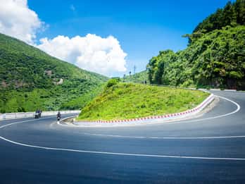 From Hue: Hai Van Pass Motorbike Tour to Da Nang or Hoi An