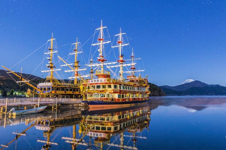 Tokio: Excursión al Monte Fuji, Hakone, Crucero, Teleférico y Oshino HakkaiSalida de la estación de Shinjuku a las 8:30 horas