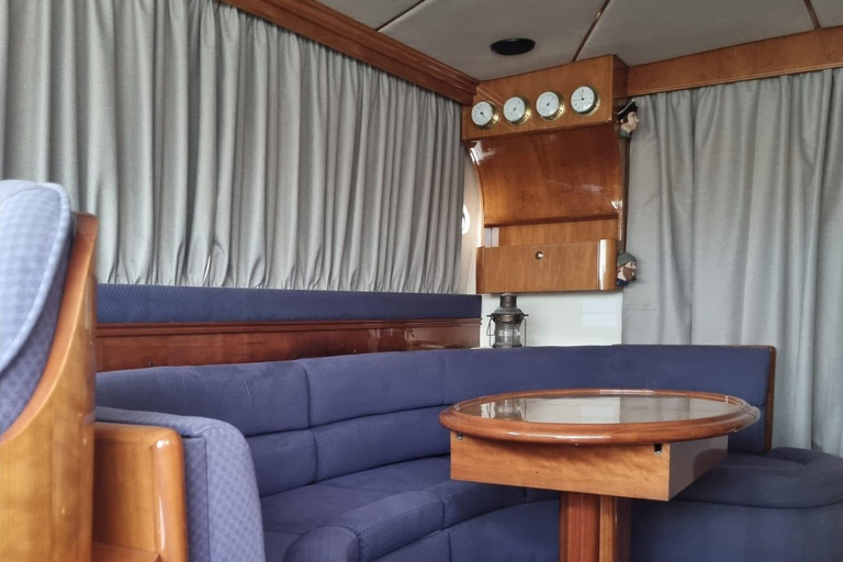 Mallorca: Total Solar Eclipse 2026 on a Yacht with Dinner