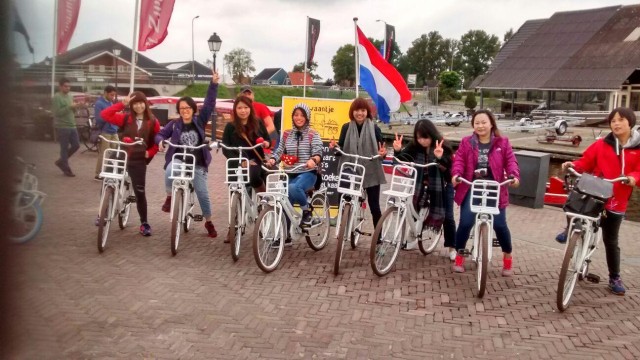 Visit Giethoorn Bike Rental in Steenwijk