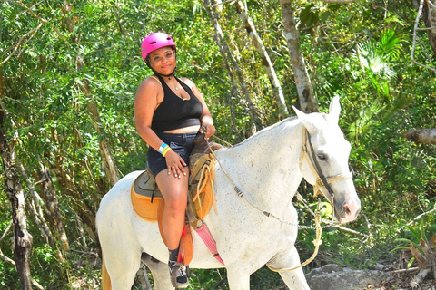 Cancún: Excursión a Caballo con ATV, Tirolinas y CenoteATV compartido desde Tulum