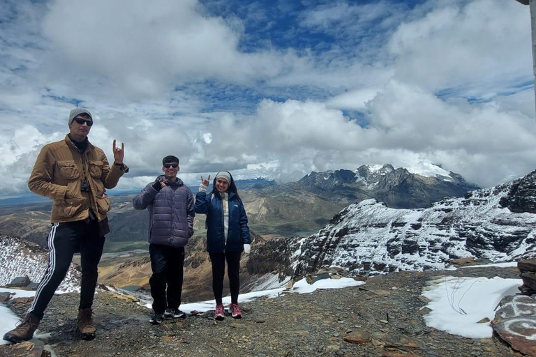 LA PAZ: WYCIECZKA Z PRZEWODNIKIEM CHACALTAYA + DOLINA KSIĘŻYCA