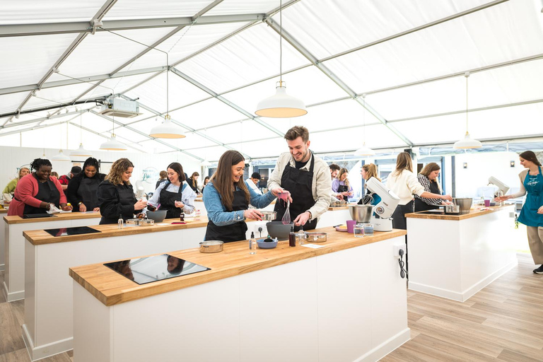 Liverpool: Afternoon Tea Baking Class