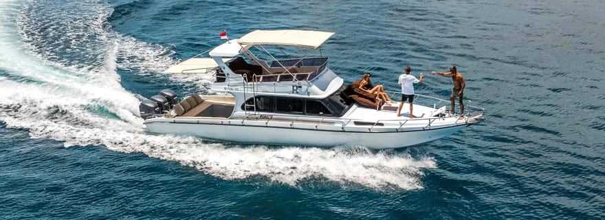 Bali : Nusa Penida en yacht privé, raies manta, visite terrestre