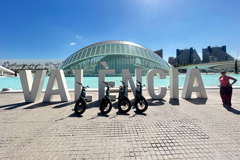 Valencia: Old Town to Modern Marvels &quot;Premium EBike Yamaha&quot;Private Tour Old Town to Modern Marvels Premium EBike Yamaha