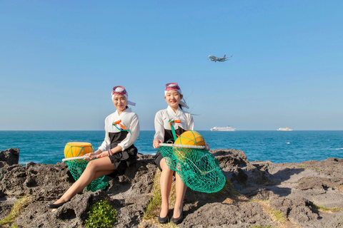 Jeju: Haenyeo UNESCO Sea Women Photoshoot Experience