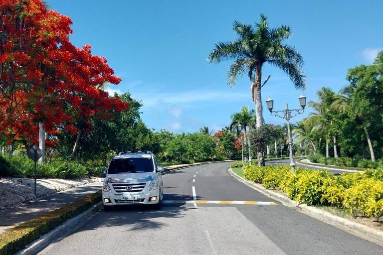 Privater Shuttle vom Flughafen CUN zum Haven Riviera Cancún