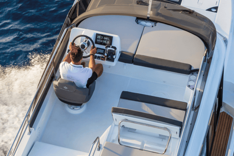 Jakarta: Private Yachtfahrt zu 5 Inseln mit Schnorcheln und AngelnJakarta: Tagestour mit Yacht zu 5 Inseln, Schnorcheln und Angeln