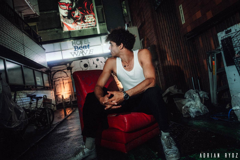 Tokyo | Kamakura | Fuji: Cinematic Photo Shoot (Cyberpunk) 3 hours + 65 edited photos (MOUNT FUJI)