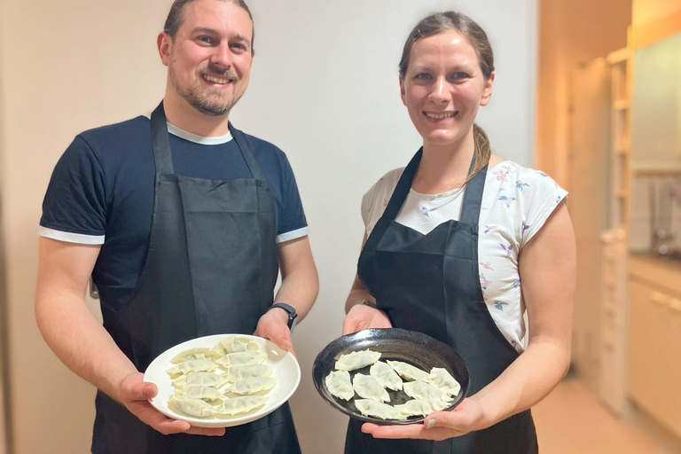 Osaka: Cooking Class Ramen & Gyoza Course in Nanba