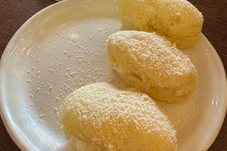 Salvador: Bahia Bites Food Tour with 12+ Tastings