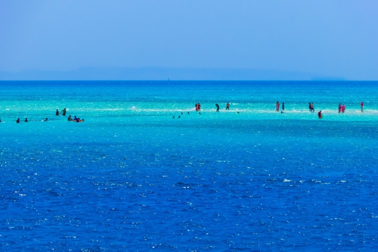 Sharm: Wycieczka łodzią nurkową Ras Mohamed z prywatnym transferemWycieczka łodzią z dwoma nurkowaniami wprowadzającymi i prywatnymi transferami