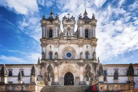 Alcobaça : Découvrez le monastère avec une visite guide de la région