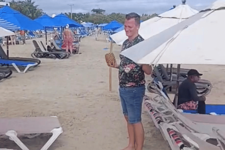 Puerto Plata: Beach Escape With Lunch and Drinks Puerto Plata: Private Beach tour with Lunch & Drinks