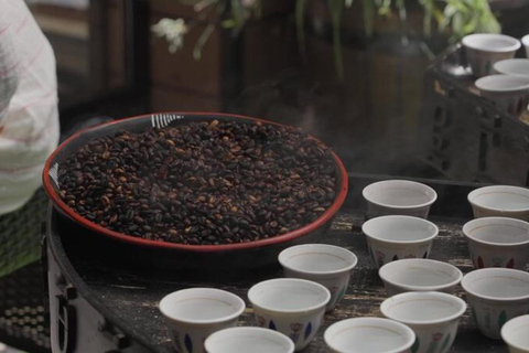 Das verborgene Addis Abeba: Kaffee, Kultur und lokales Leben erlebenDas verborgene Addis: Kaffee, Kultur und das Leben vor Ort erleben