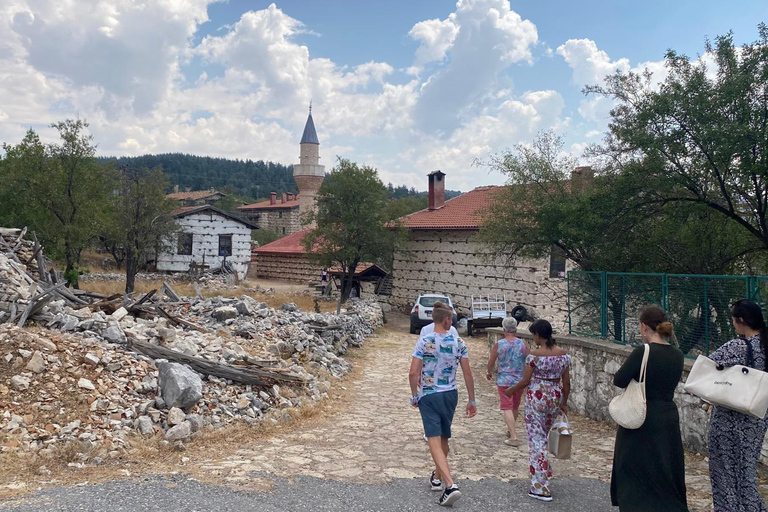 Side: Altınbeşik Cave & Ormana Button Houses with Lunch