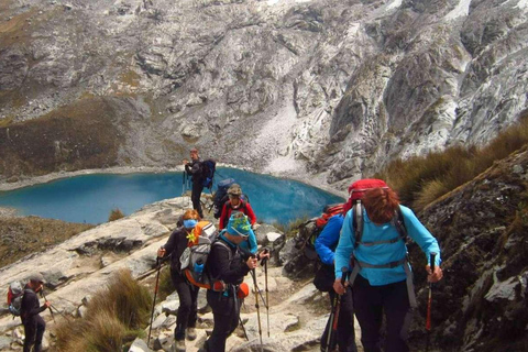 Huaraz : Trekking Santa Cruz-Llanganuco 4Jours /3 Nuits