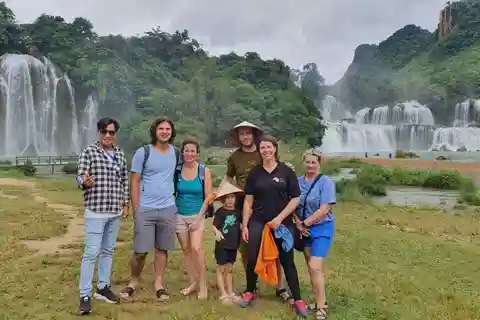Hanoi: 2-Day Ban Gioc Waterfall, Ngao Cave & Angel Mountain