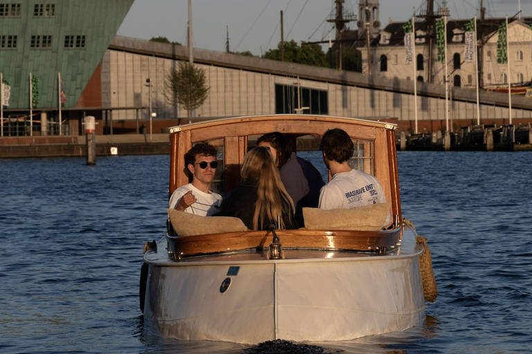 Amsterdam: Hidden Gems Canal Cruise Small Group Shared - Hidden Gems Canal Cruise