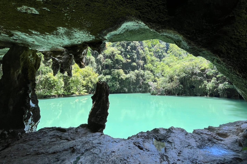 Phuket : sortie en bateau à longue queue privé dans la baie de Phang NgaPhuket : sortie privée en bateau à longue queue dans la baie de Phang Nga