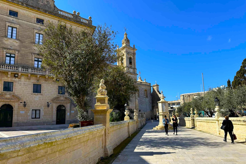 From Valletta: San Anton Palace, Rabat, and Mdina Tour