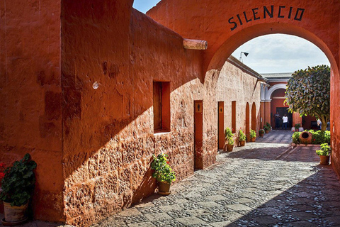 Tour guidato ad Arequipa e al Monastero di Santa Catalina