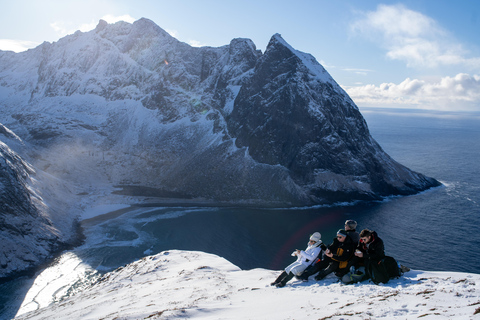 Reine: Winter Snowshoe Hike to Ryten – With Local Guide