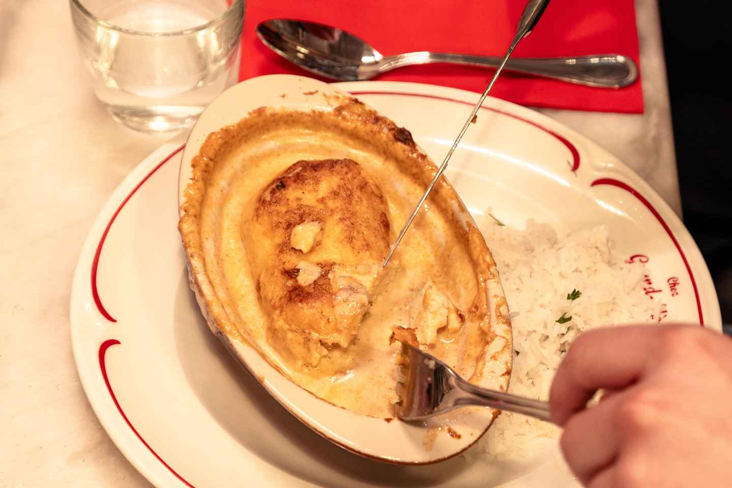 Lyon: Tour Gastronómico Guiado con Degustaciones y Vino