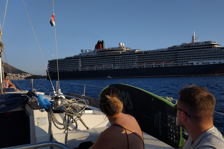 دوبروفنيك - جولة خاصة لمدة نصف يوم بالقارب الشراعي إلى جزر إلافيتي