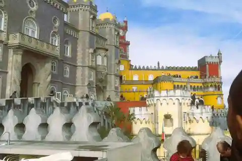 Privat halvdagstur Sintra Pena Palace & Initiantion Well