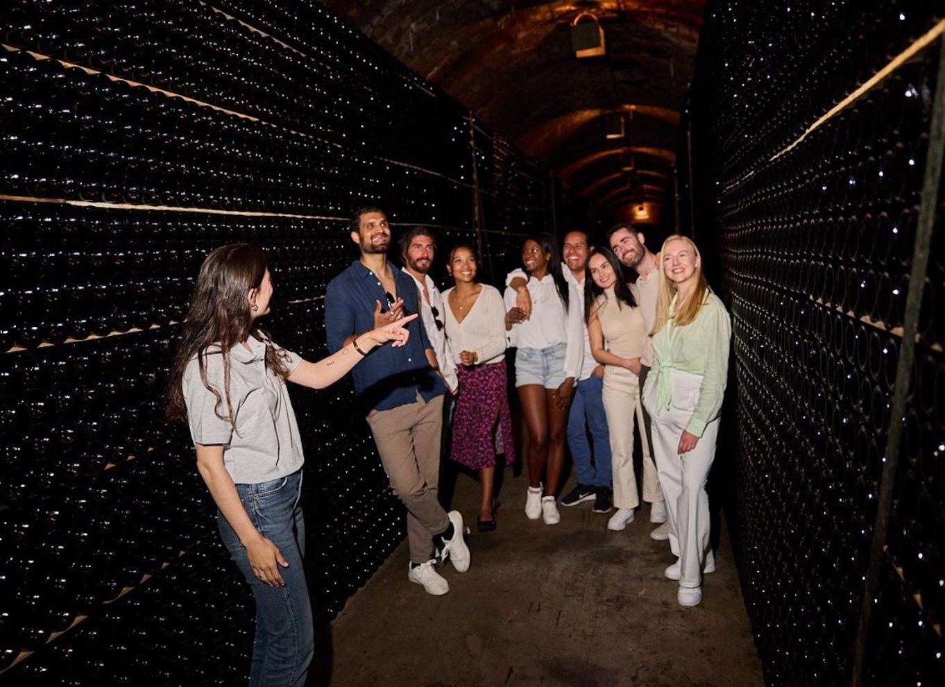Fra Barcelona: Penedés Vineyards Tour med 4WD med vin og cava