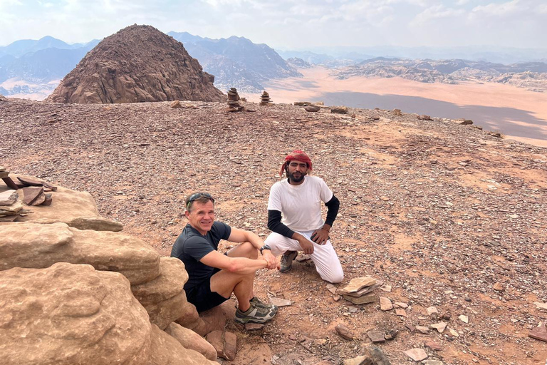 Wadi Rum: Full Day Jeep Sunset Tour with Lunch
