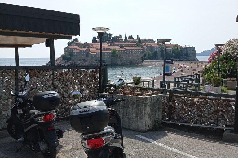 Kotor e Budva : Visitas auto-guiadas com Freedom Scooters