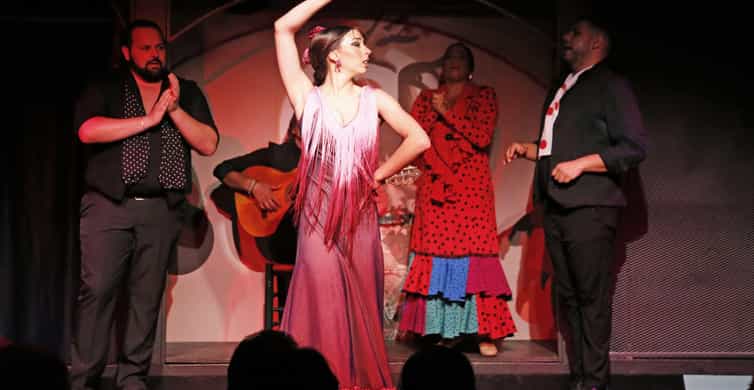 Barcelona: Flamenco Show with Drink Option at La Rambla photo 5