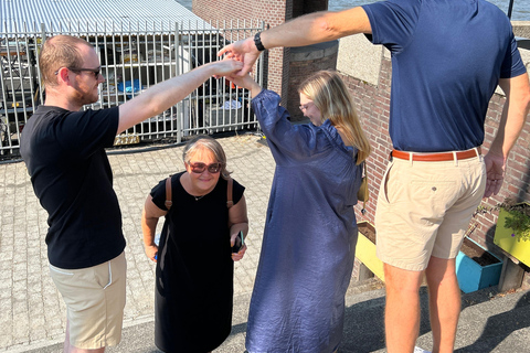 Rotterdam: Team Up for a Playful Tour of Rotterdam Rotterdam: Team Up for a Playful Tour of Rotterdam