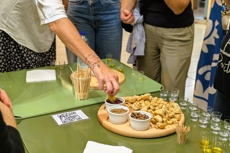 Olive Oil Tasting in Athens with Honey, Raki & Wine