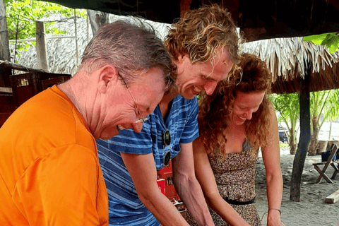 El Zonte : Atelier de fabrication de pupusa et visite de la plage