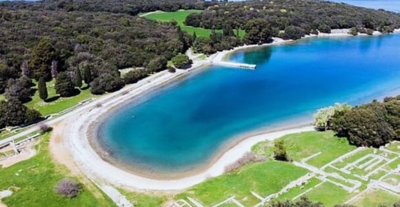 Pula: All-Inclusive-Bootstour zu den Brijuni-Inseln mit Schwimmen, Mittagessen und Getränken