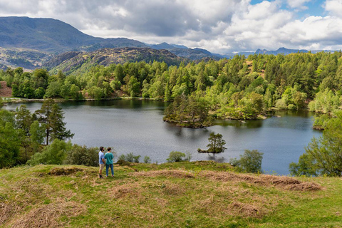 Lake District: Beatrix Potter Private Tour and Lake Cruise