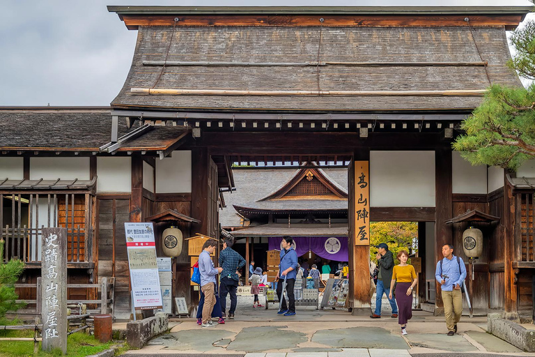 Nagoya:Shirakawa-go Gassho Village&Takayama Old Town Tour