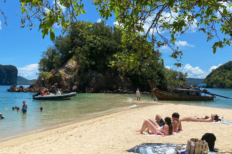 Krabi: Private Luxury Longtail Boat Trip to Hong Islands