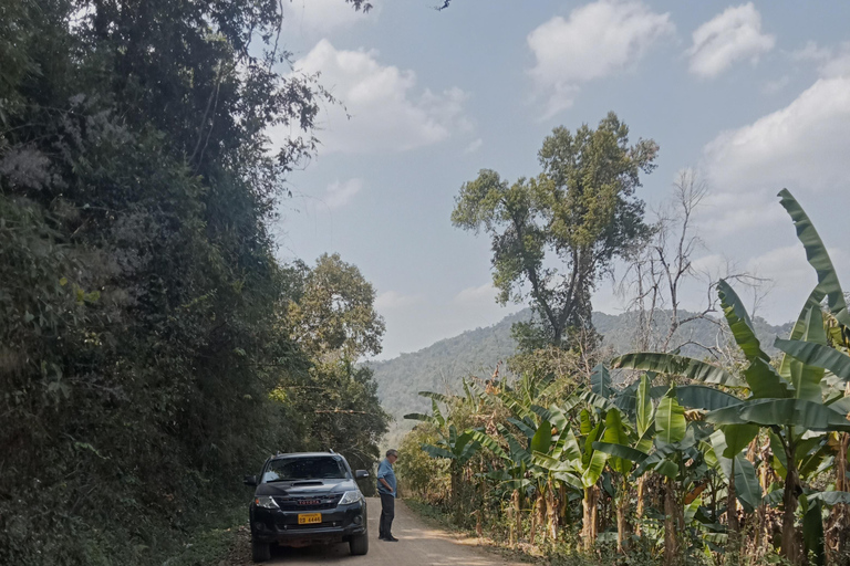 Luang Prabang: 3-Day Plain of Jars & Vang Vieng Tour
