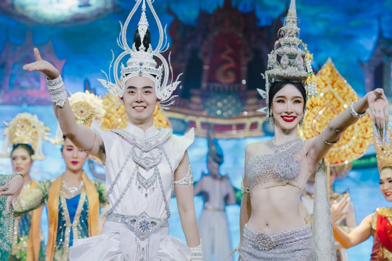 Bangkok: Golden Dome Kabarett ShowVIP-Zone