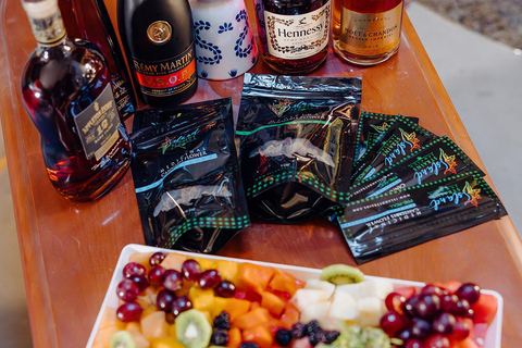 Montego Bay: Yacht Tour with Food, Drinks & Swimming Stop