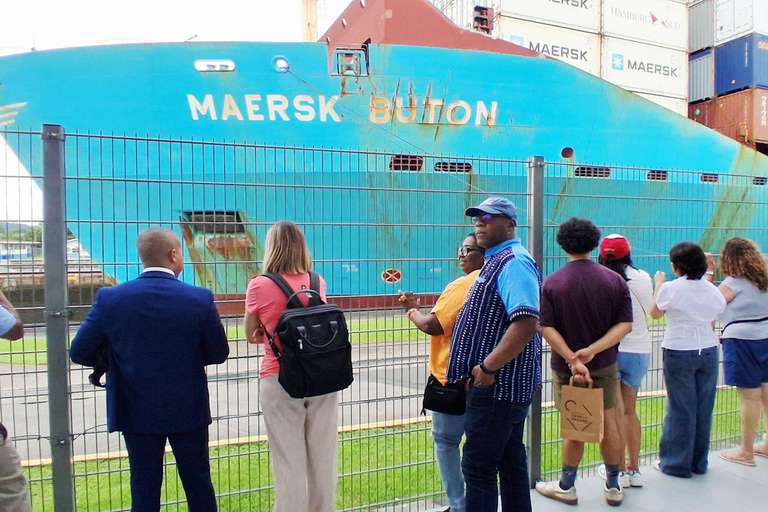Panama Canal and City Sightseeing Tour