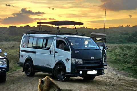 Nairobi: Sunrise Safari with Bush Breakfast At NNP