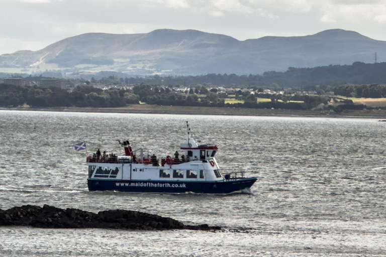 Boat trip and guided tour of Inchcolm Island Boat trip and guided tour to Inchcolm Island
