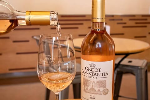 From Cape Town: Constantia Wine Route Tour with sunset