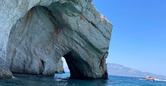 Zakynthos: Island Tour of Shipwreck, Blue caves & More!